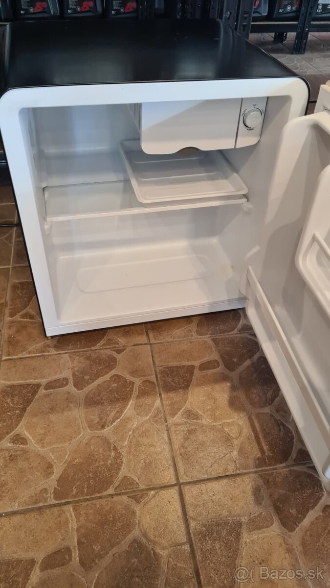 MIDEA malá chladnička - 5