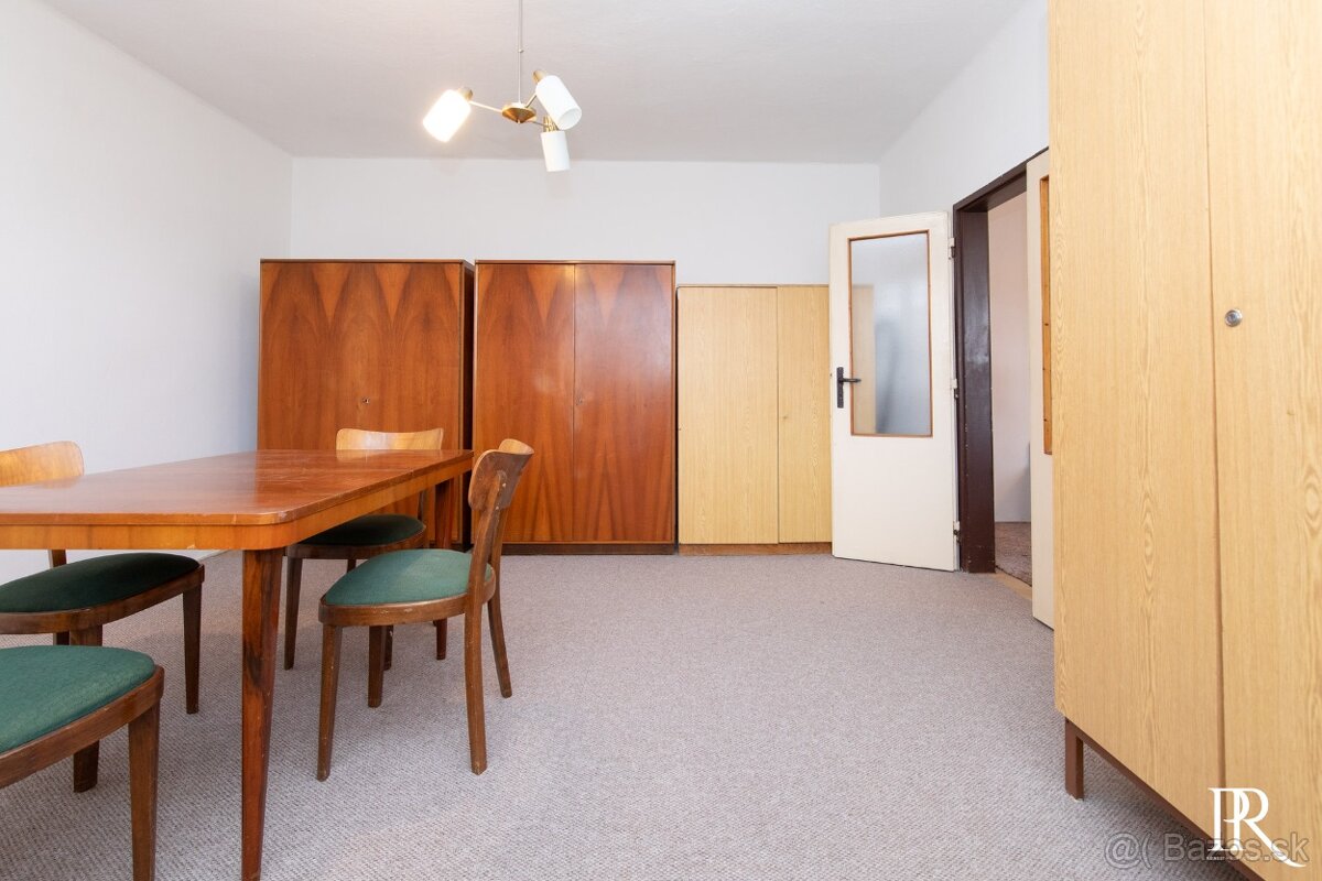 PREDAJ 5 IZBOVÝ RODINNÝ DOM S GARÁŽOU, DOLNÉ TRHOVIŠTE - 5