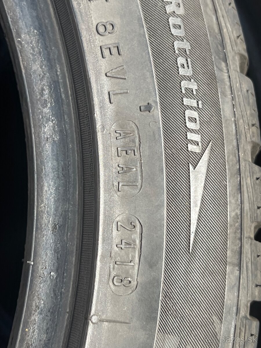 Predám zimné pneumatiky 235/45/18 - 5