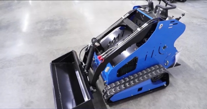 Mininakladač/nakladač Rippa RS 03 - 5