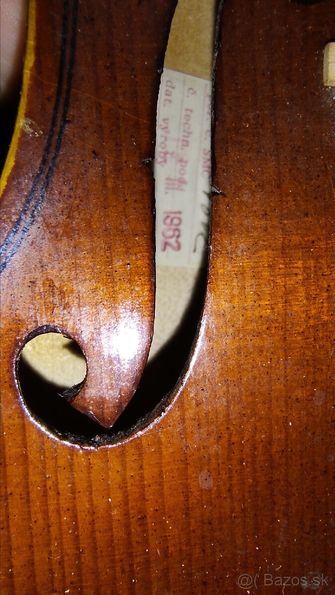 1/2 husle Cremona Luby
- 5