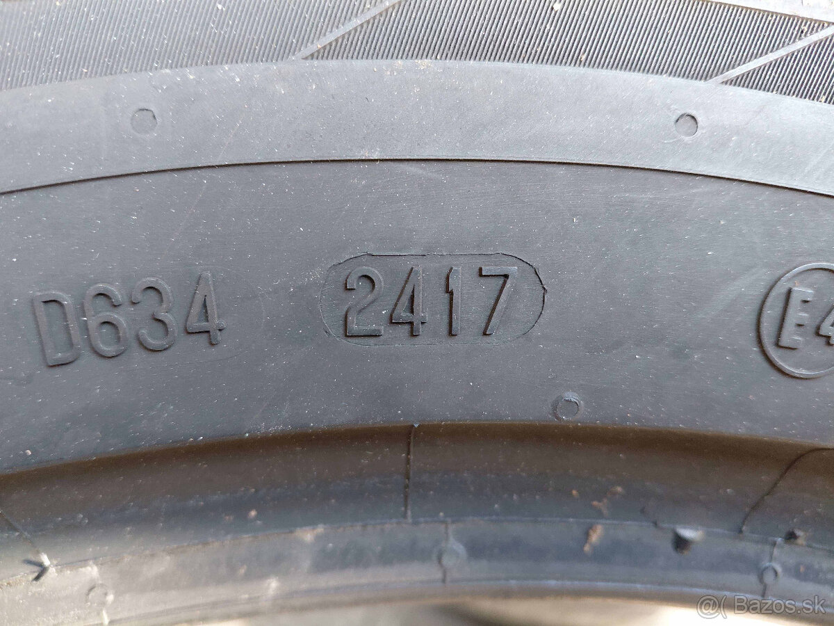 1ks letna Continental 235/55R18 - 5
