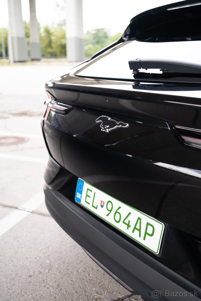 Ford Mustang Mach-E STD RWD 75kWh - odpocet DPH - 94% SoC - 5