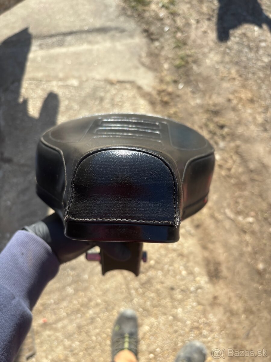 Babetta 210/215/225 sedadlo - 5