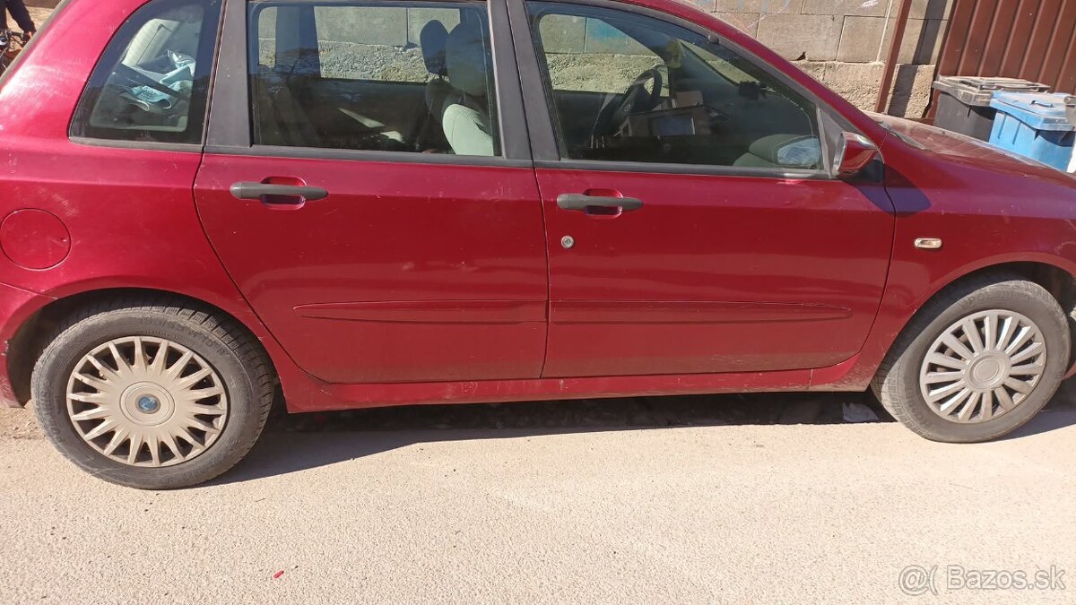 Fiat stilo benzín 1.6 74 kw r.v2007 - 5