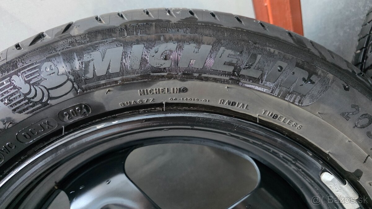 Predám letné pneumatiky Michelin Primacy4 /205/55 - 5