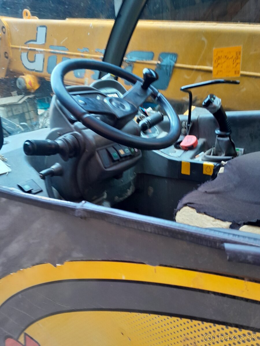 DIECI Runner 30.7 teleskopický manipulátor - 5