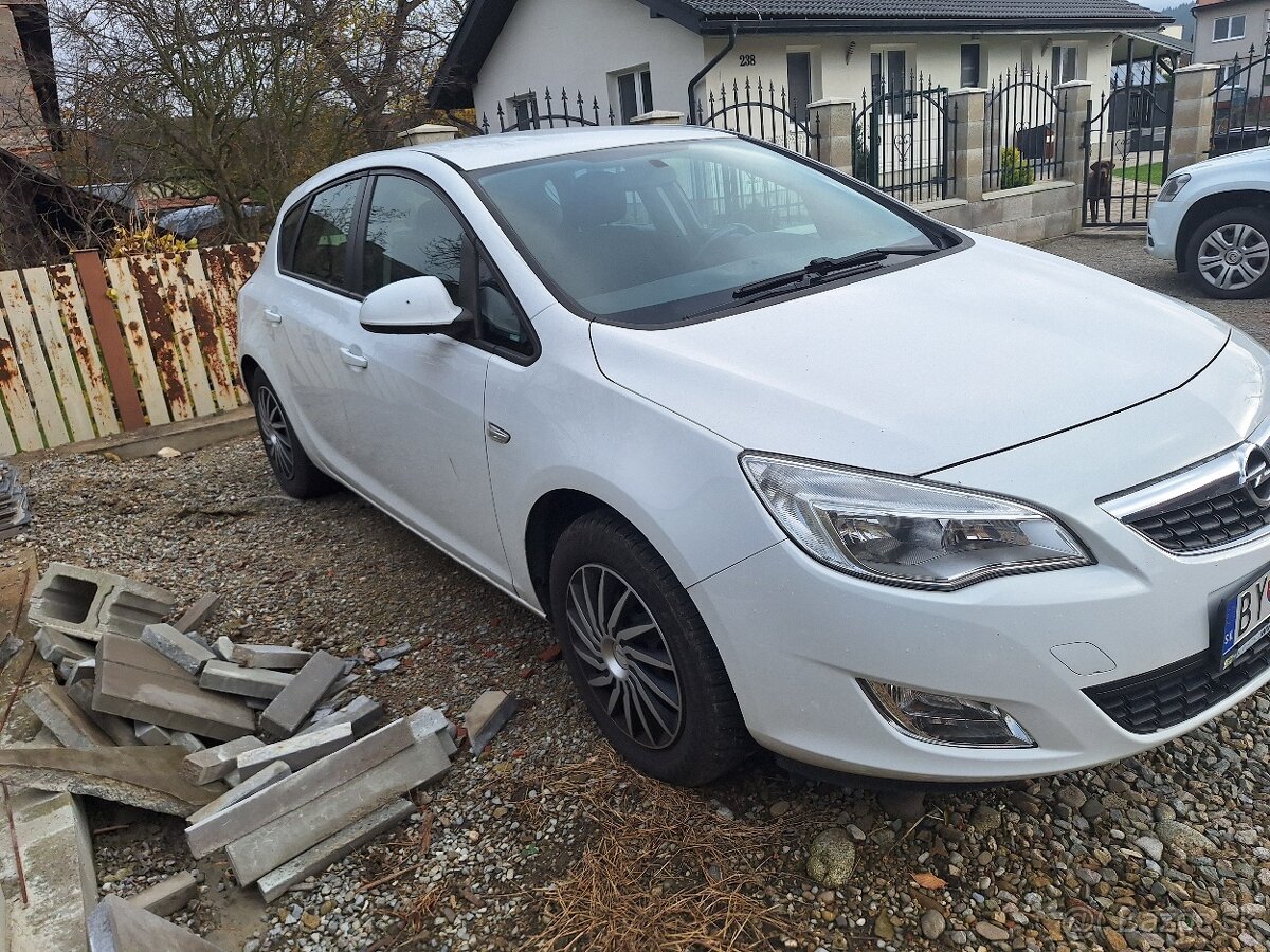 Predám Opel Astra - 5