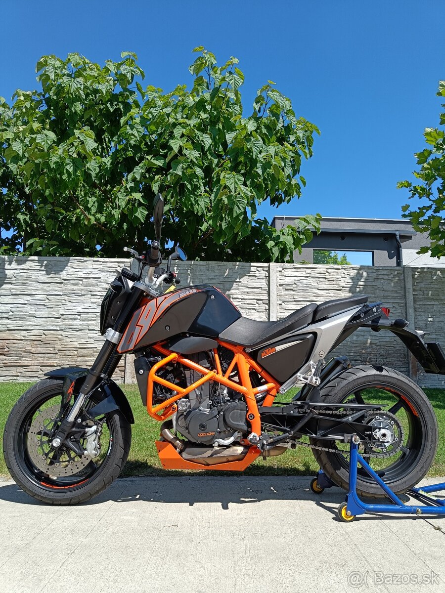 KTM Duke 690 - 5
