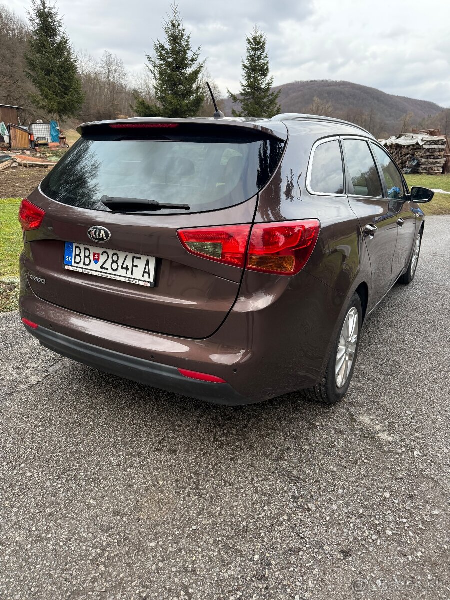 KIA Ceed SW 1.4 CVVT - 5