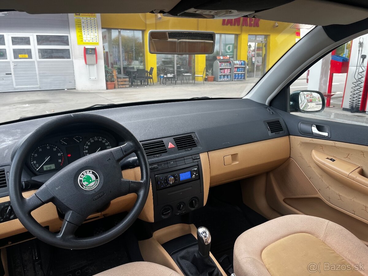 ŠKODA FABIA - 5