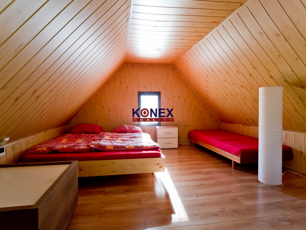 REKREAČNÁ CHATA na VINNOM JAZERE na predaj - 5