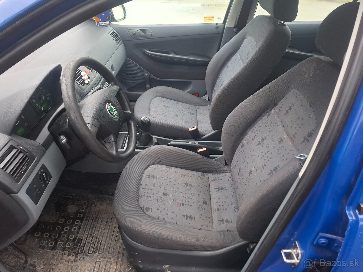 Predam skoda fabia 1.4 mpi rok 2002 - 5