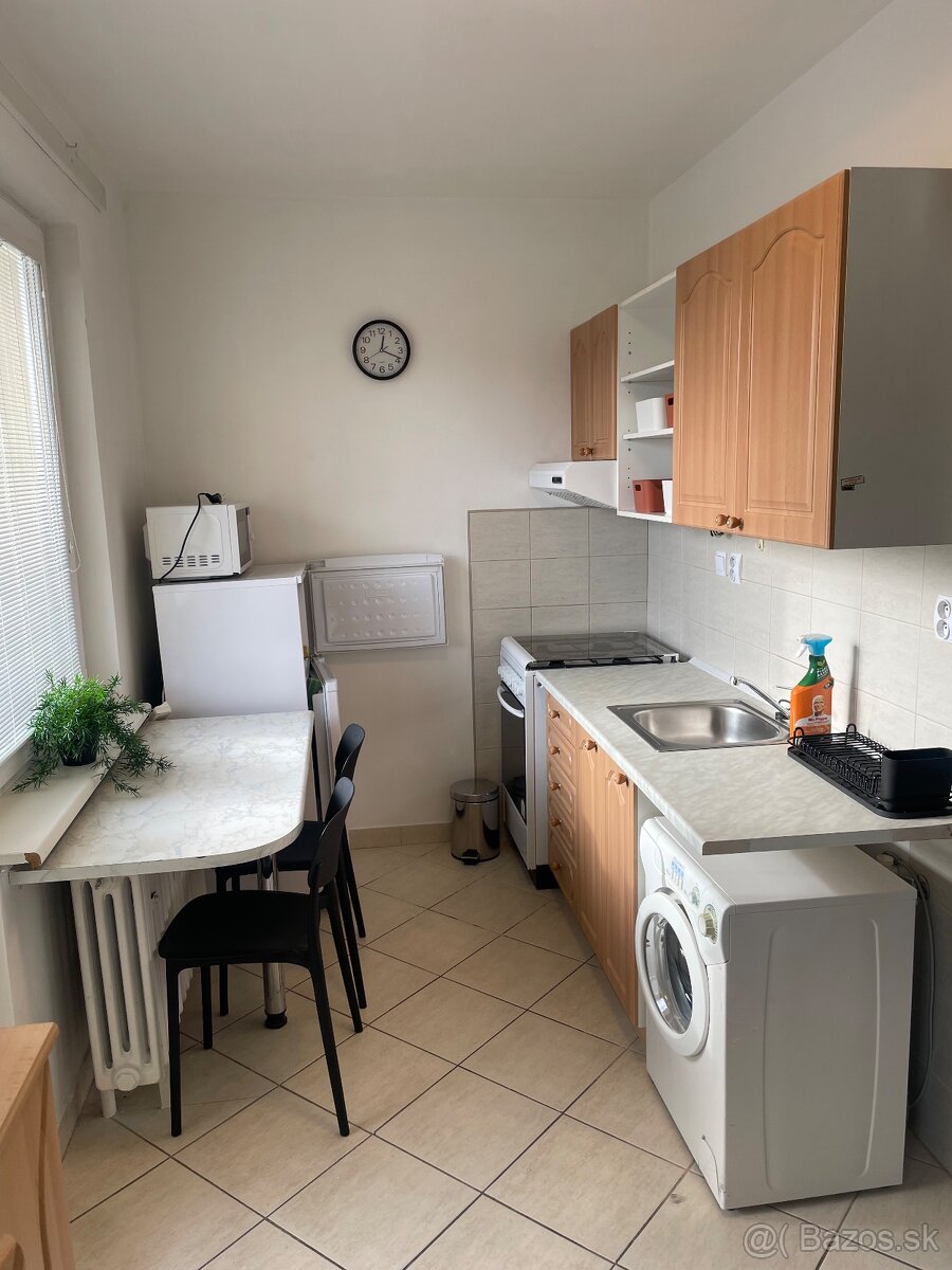 1 izb byt bakossova - 5