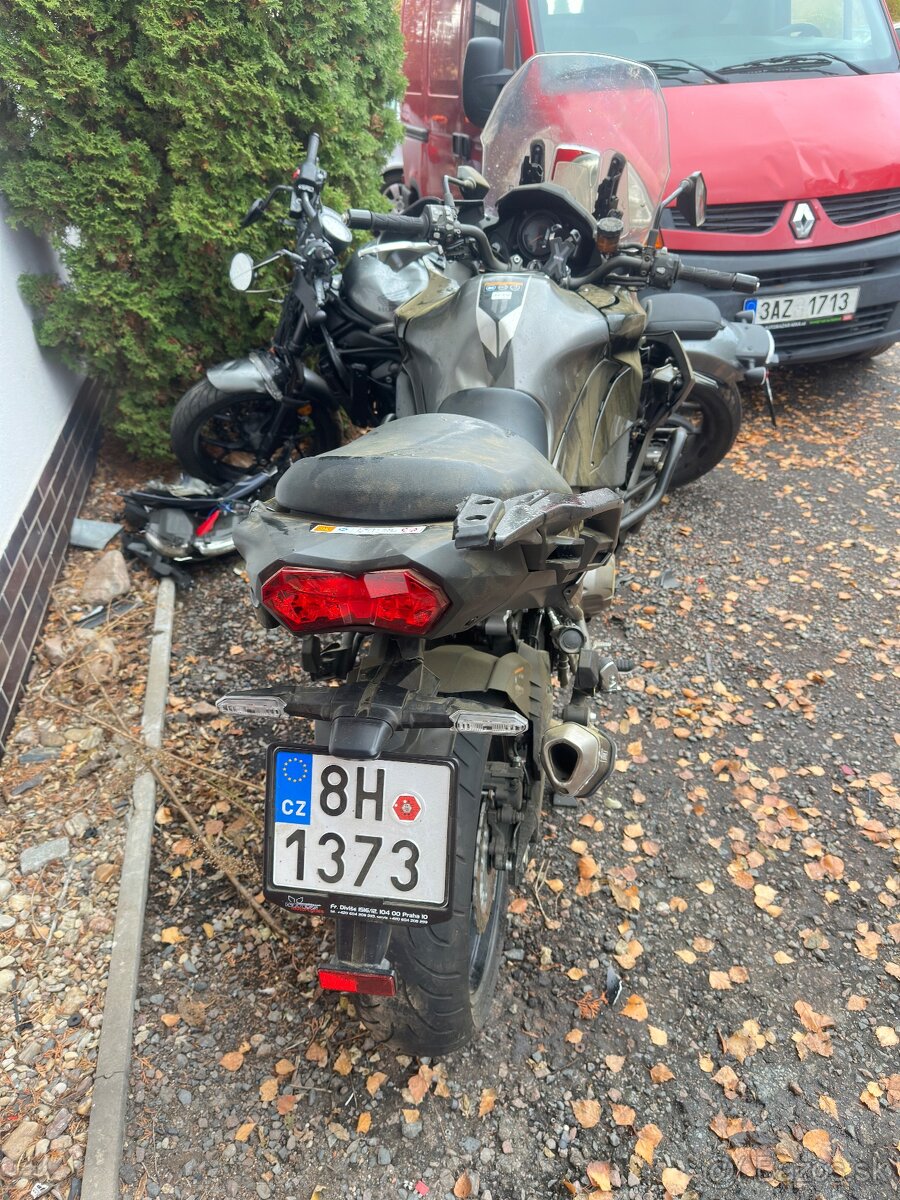 Kawasaki Versys 1000 - 5