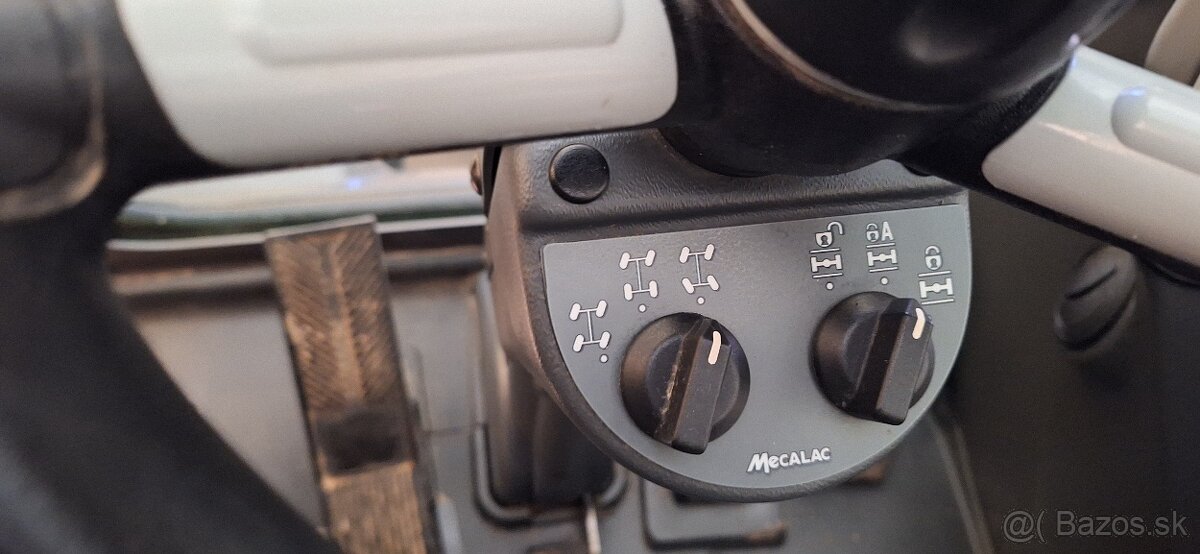 Kolesový bager Mecalac MWR9 - 5