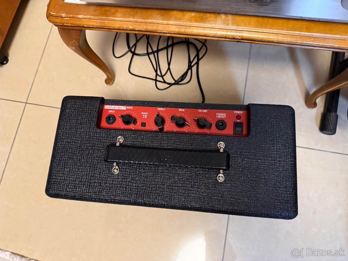 Basgitarove kombo VOX - 5