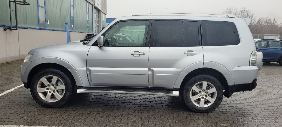 Predám Mitsubishi Pajero MK4 LWB 3.2Did - 5