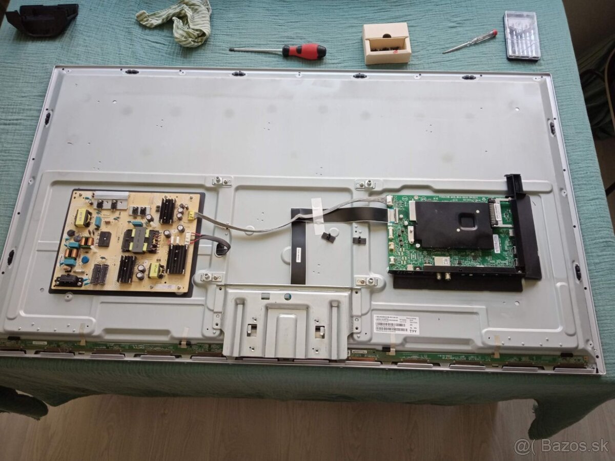 PHILIPS 50PUS7304/12 Nahradne Diely - 5