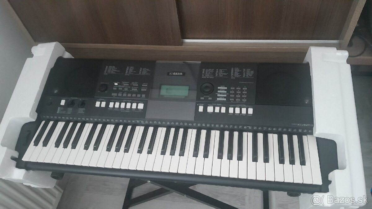 Predám kláves yamaha psr 423 - 5