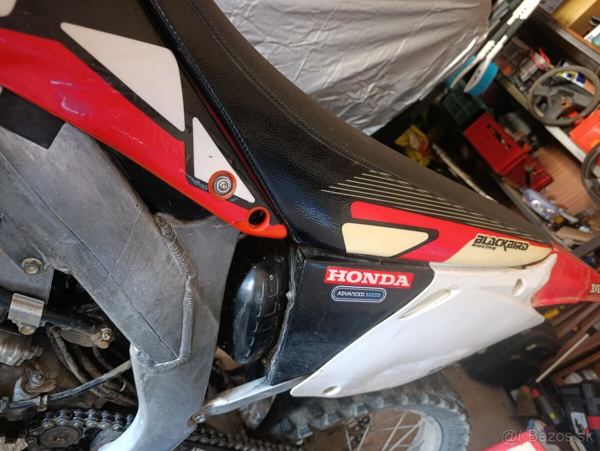 Honda CBR 450 R