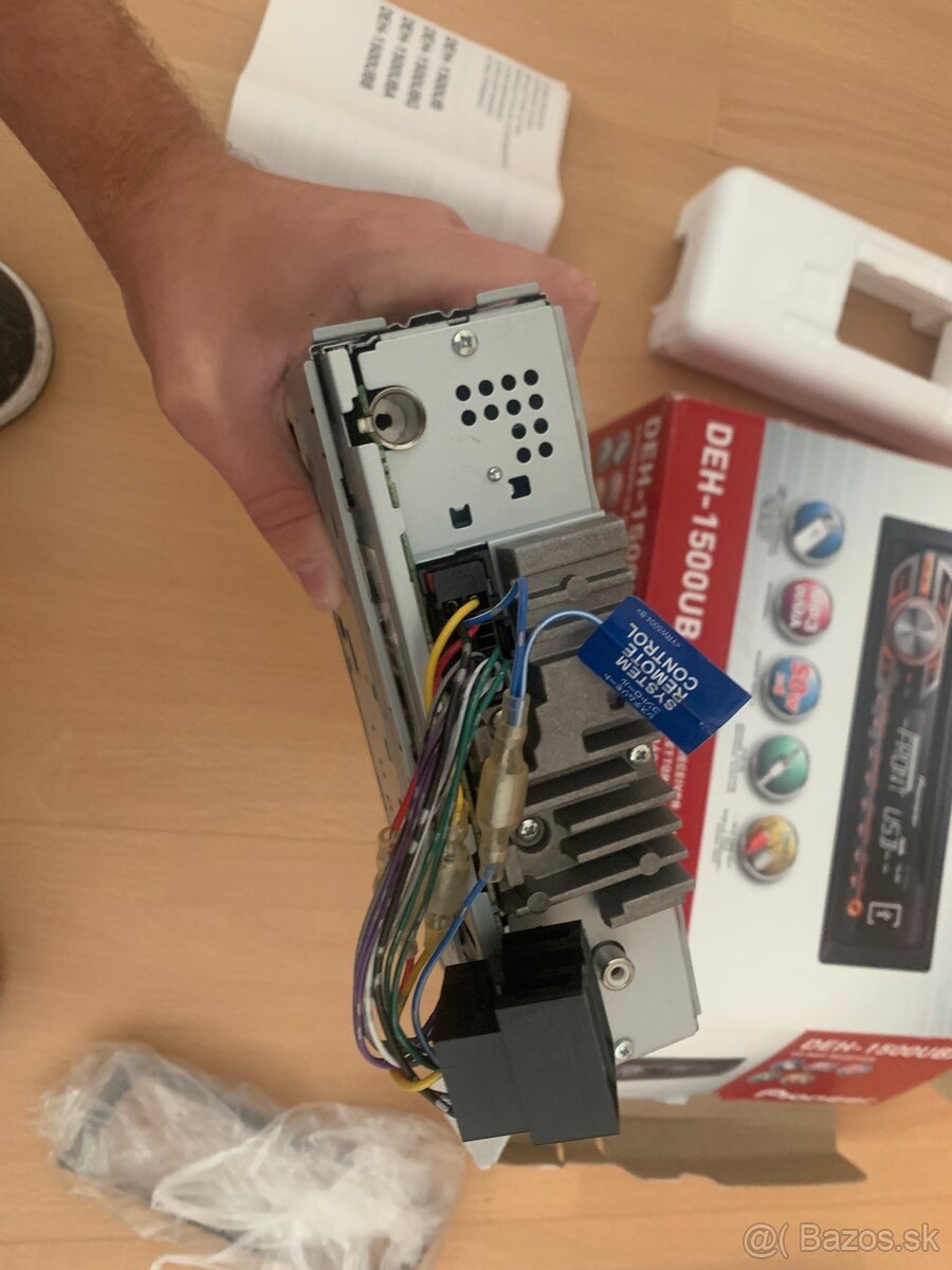 Pioneer DEH-1500UBA - 5