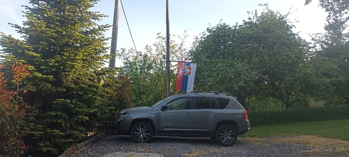 Predám Jeep Compass 4x4; 2,2 nafta, rv:2012 - 5