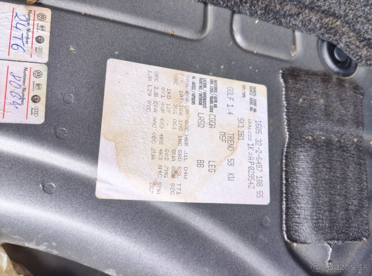 Volkswagen Golf 1.4 MPI benzín - 5