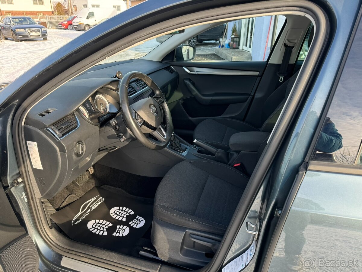 Škoda Octavia Combi 2.0 TDI Soleil DSG - 5