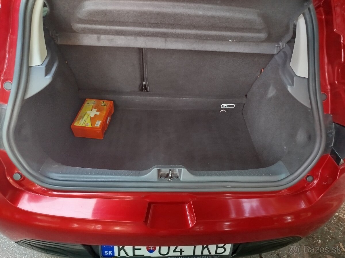 Renault Clio 1.2 benzín 54 kw - 5