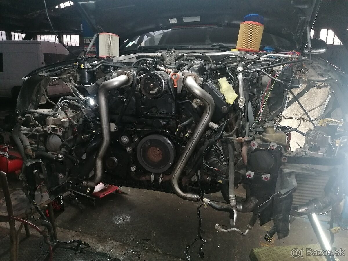 Audi A8 D3 4E ND - 5