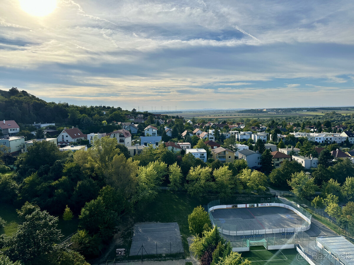 Ihneď voľný 4-izbový byt priamo pod lesom - 5