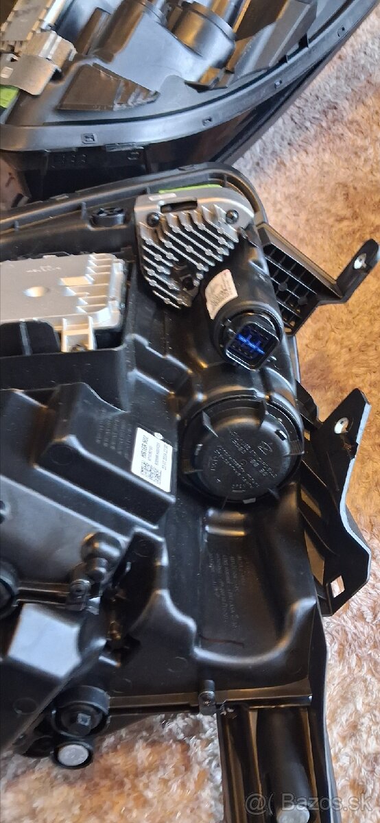 Predné svetlá kia  sportage - 5