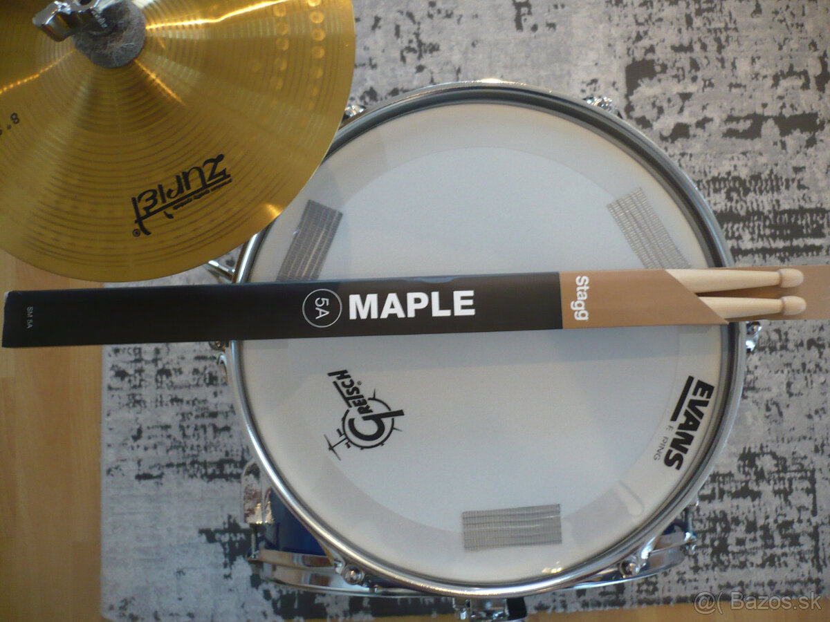 Bicie s činelkou na chodníky - 5