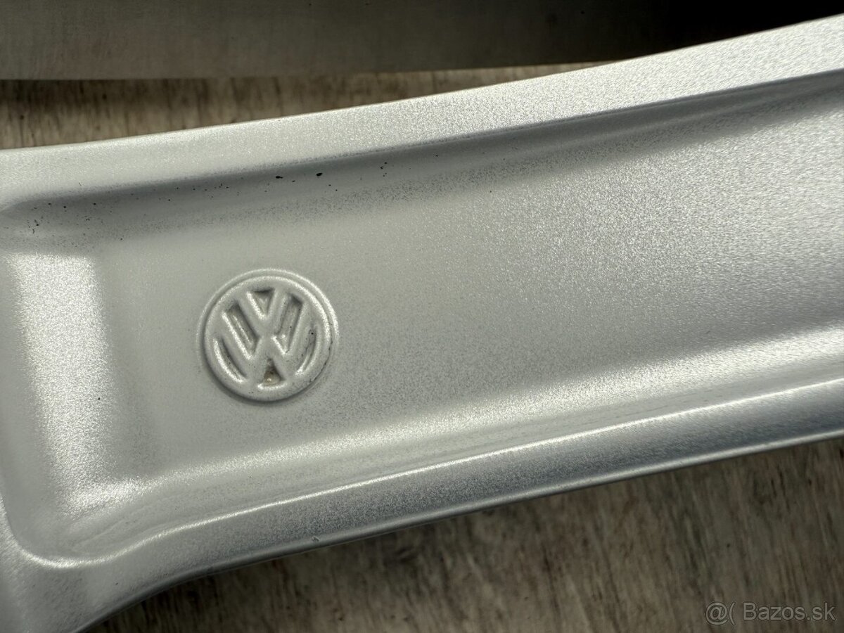 R18 ZIMNÍ KOLA VW TIGUAN/ALLSPACE/R-LINE SEBRING 2 - 5