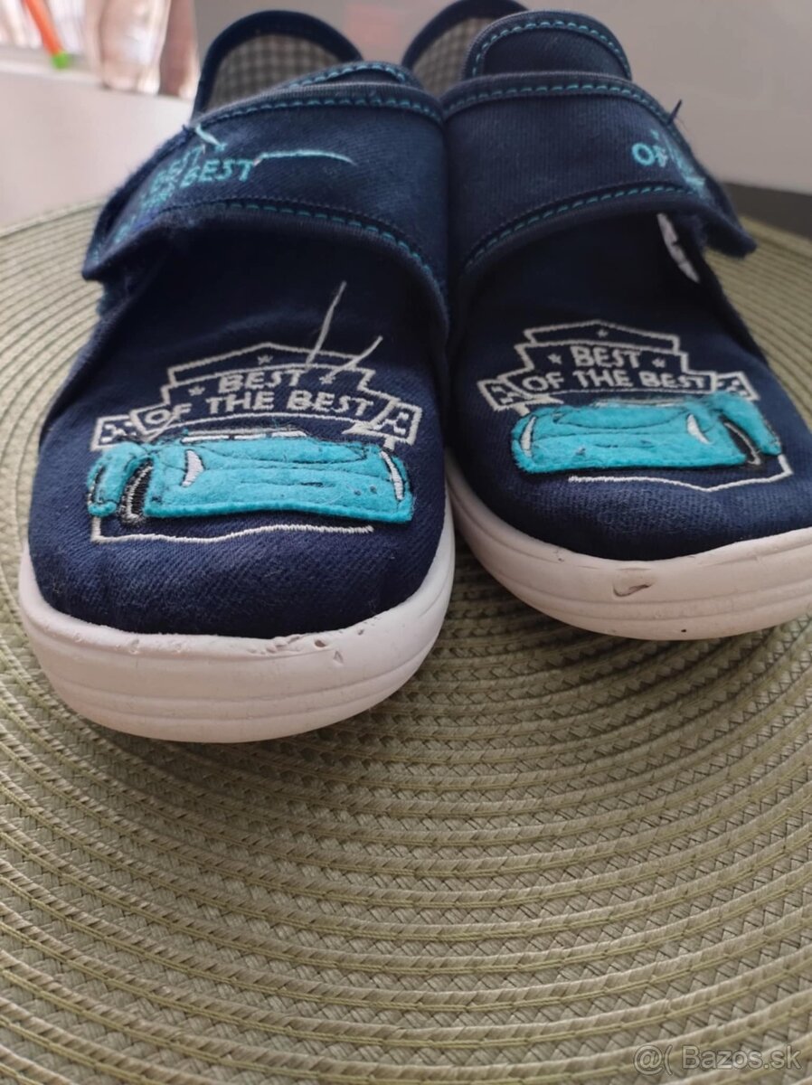 balik pre chlapca velk 134, papuce NAZO 34 - 5