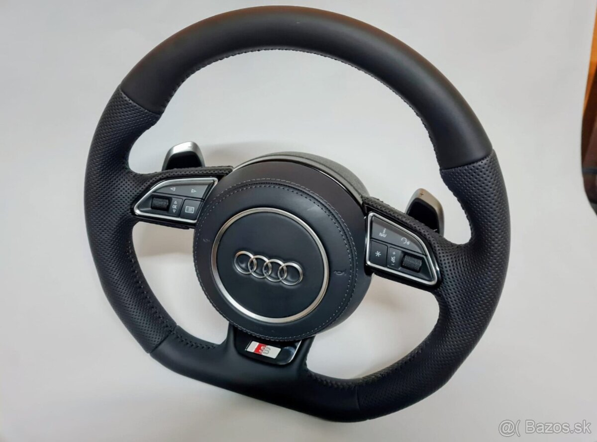 AUDI MULTIFUNKCNY VOLANT S AIRBAGOM A PADLAMI, čierna niť - 5