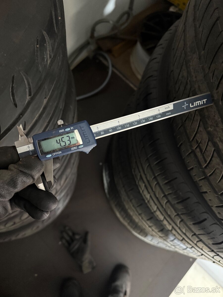 285/45 R21 Letné Pirelli Scorpion Zero - 5