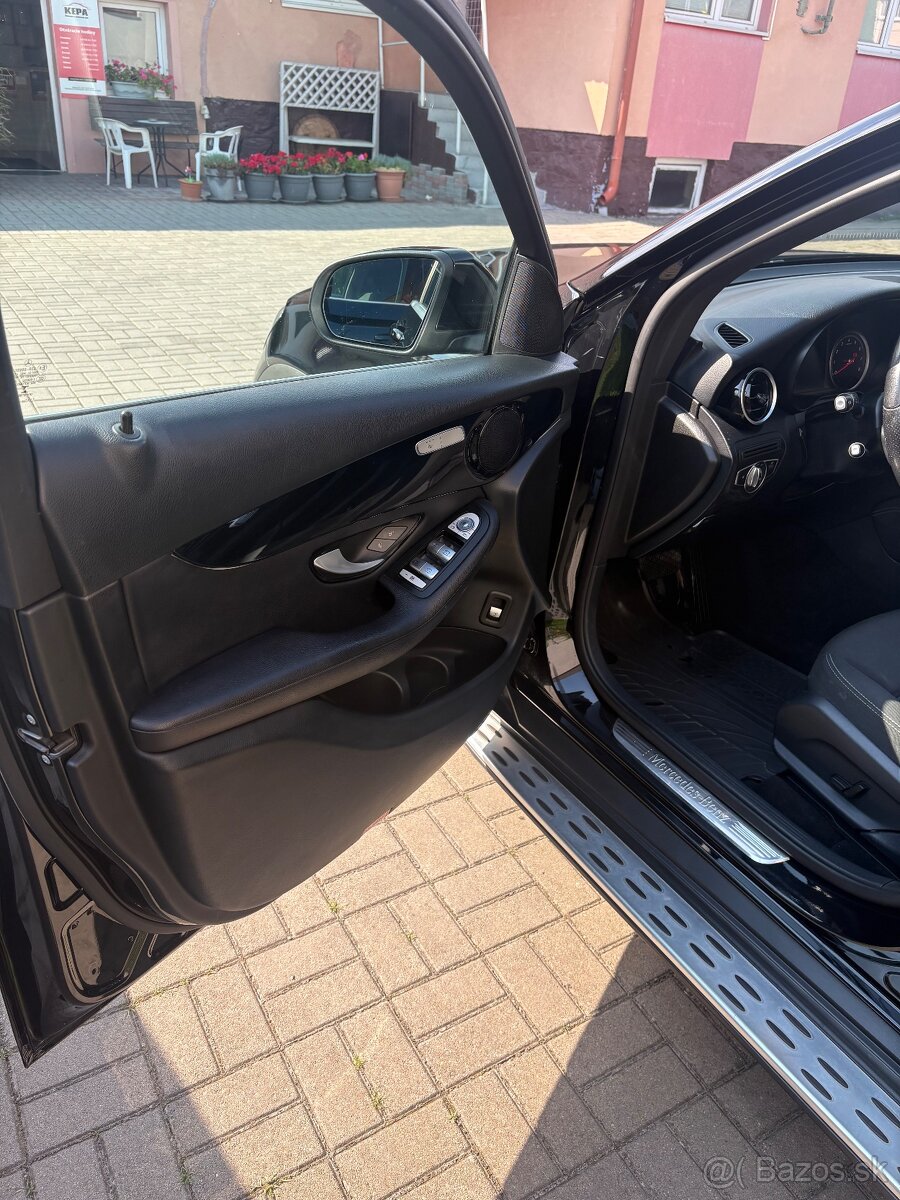 Mercedes GLC 250 4 Matic - 5