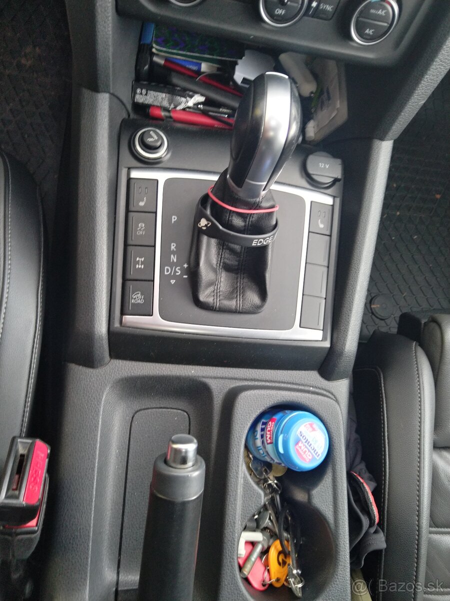 Predám vw amarok 3,0tdi a/t