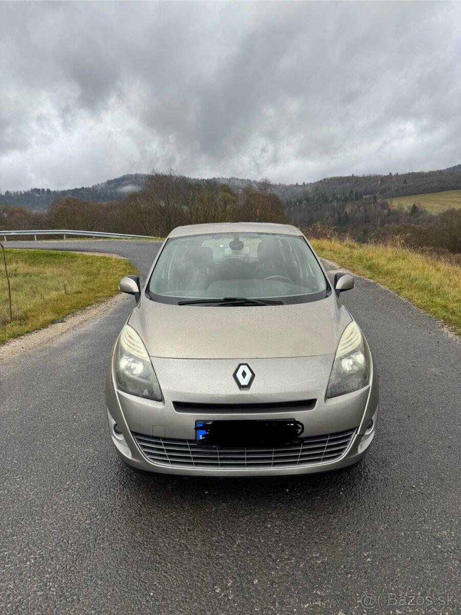 Renault Grand Scénic 1.9 DCi 7Miestne 96KW - 5