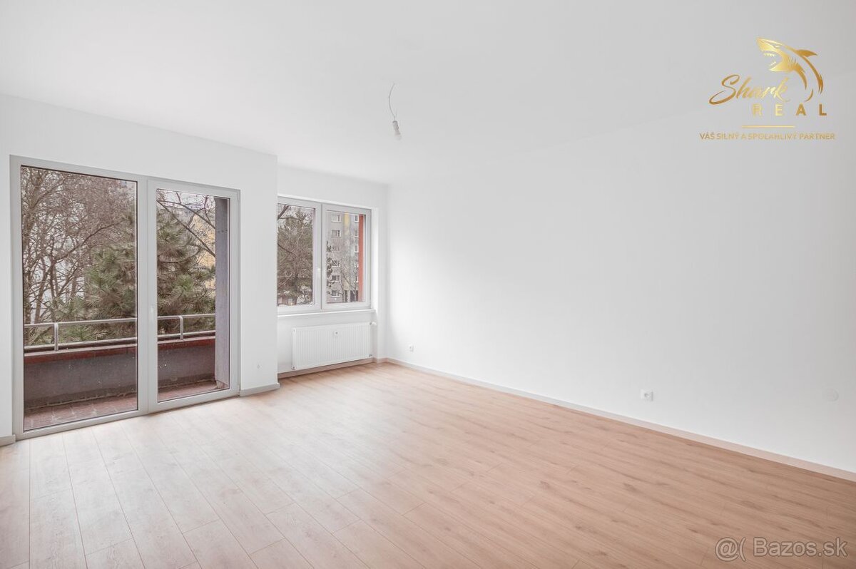 4i byt s otvorenou dispozíciou a 2 balkónmi v srdci Starého - 5