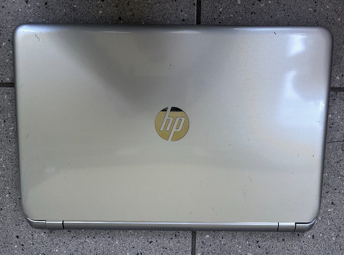 HP Pavilion / Celeron 1007U / 8GB RAM / 120GB SSD / 15.6" - 5