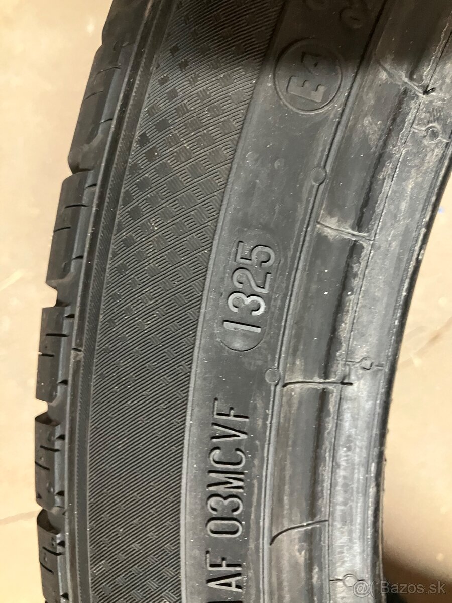 Semperit Speed-Life3 245/40 R19 - 5