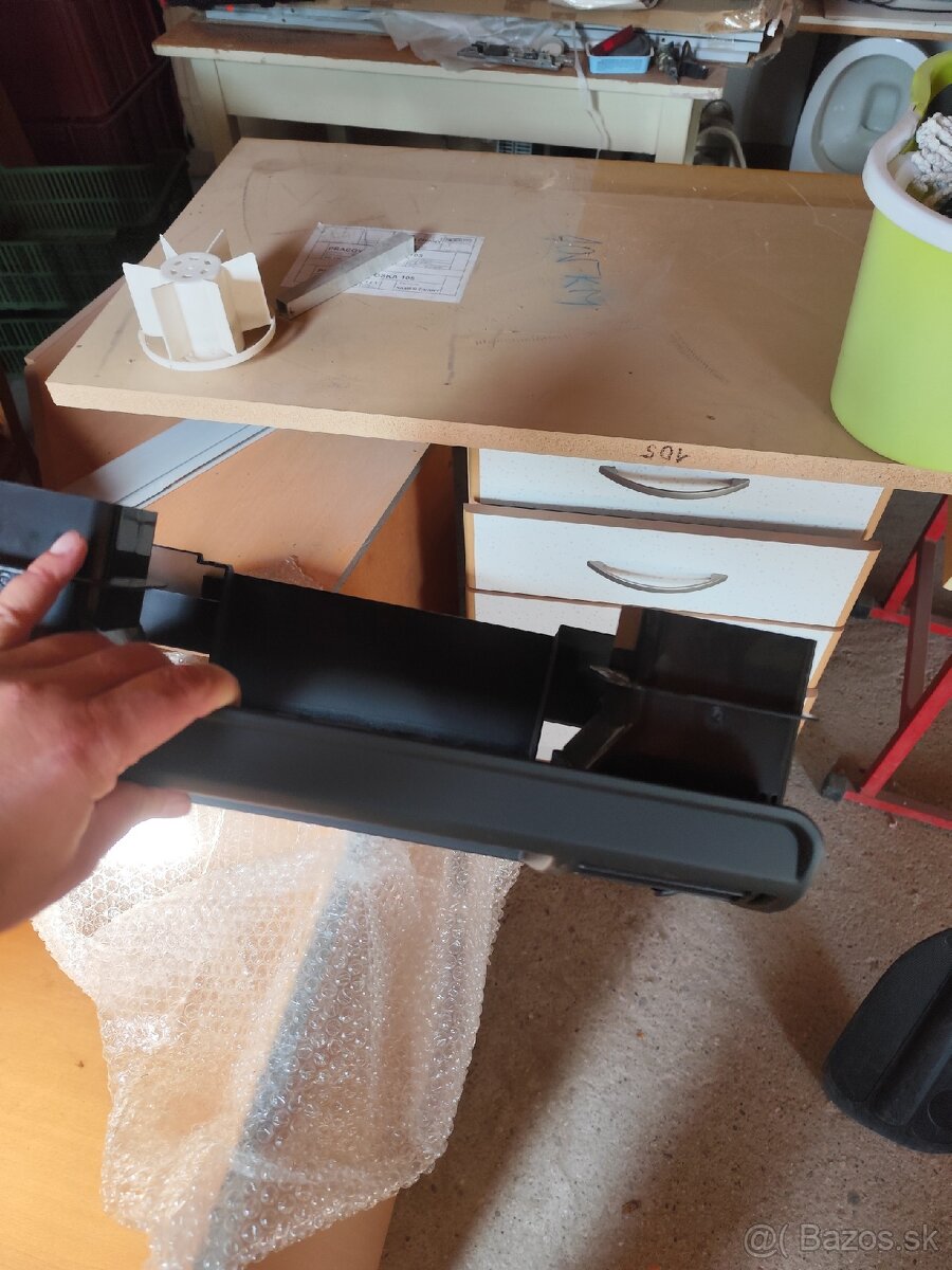 Rámik palubnej dosky Discovery 2 - 5