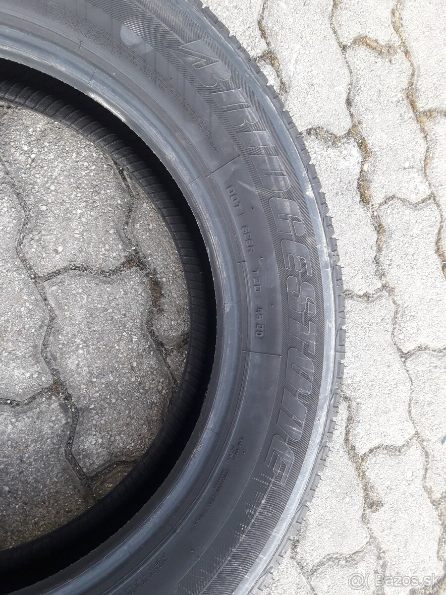 215/60R17 BRIDGESTONE - 5