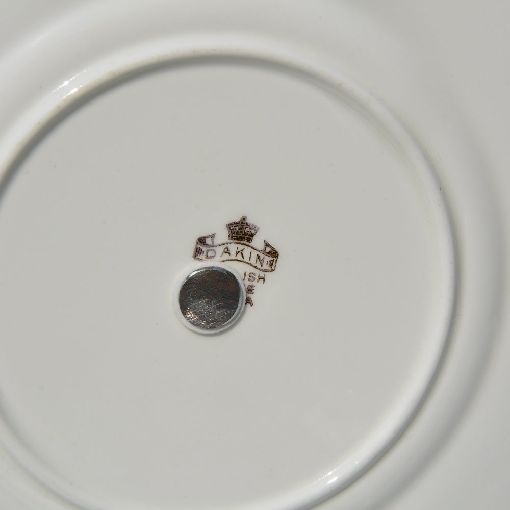 Vintage etažér z porcelánových tanierov - Ruže - 5