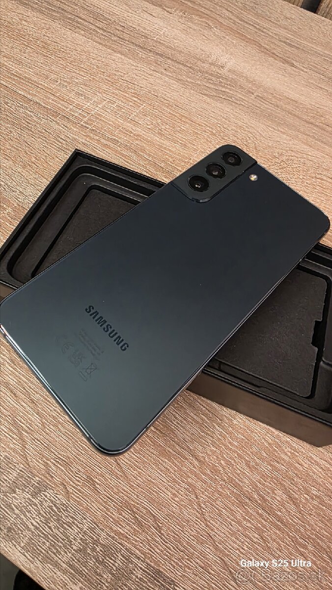 Samsung galaxy S22+ - 5