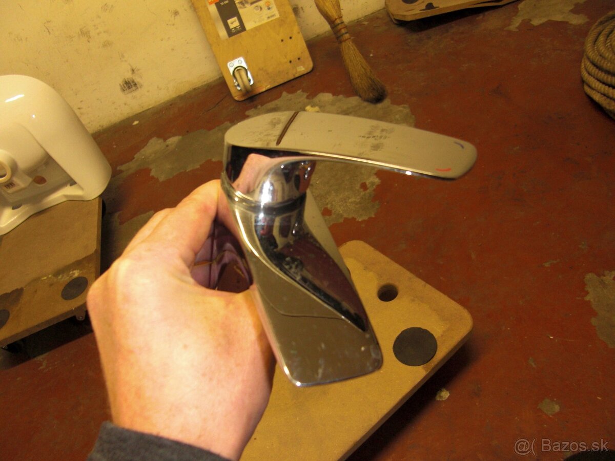 predam umyvadlovu bateriju - 5
