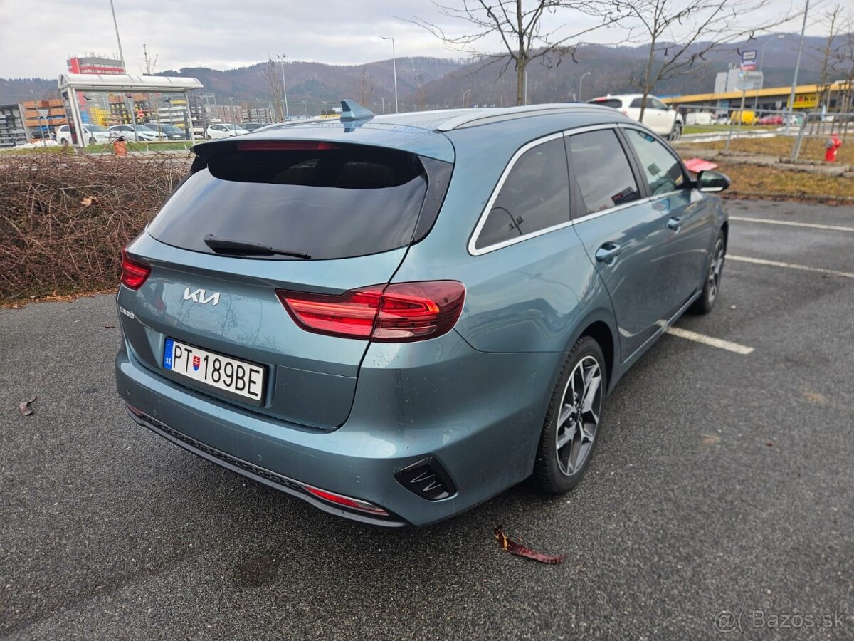 Kia Ceed SW 1.6 CRDi mHEV Gold A/T - 5
